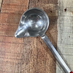 Stainless Steel Spouted Ladle Red Handle 12″ Commercial Kitchen Soup Scoop