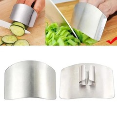 1pc Stainless Steel Finger Guard – Safe & Reusable Kitchen Cutting Tool – NEW