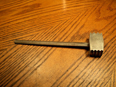 Vintage Aluminum Meat Tenderizing Hammer Kitchen Tool 7-5/8″ Long China