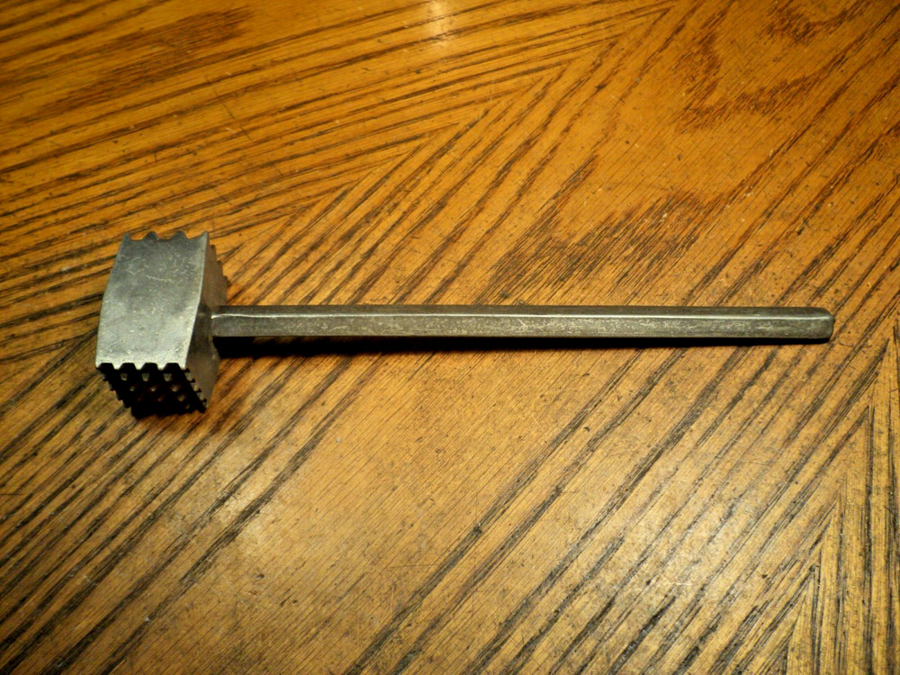 Vintage Aluminum Meat Tenderizing Hammer Kitchen Tool 7-5/8″ Long China