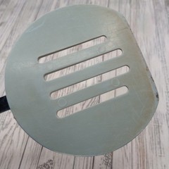 Vtg Bonny Nylon Slotted Wide Round Spatula Pancake Turner Blue White FLAWS READ