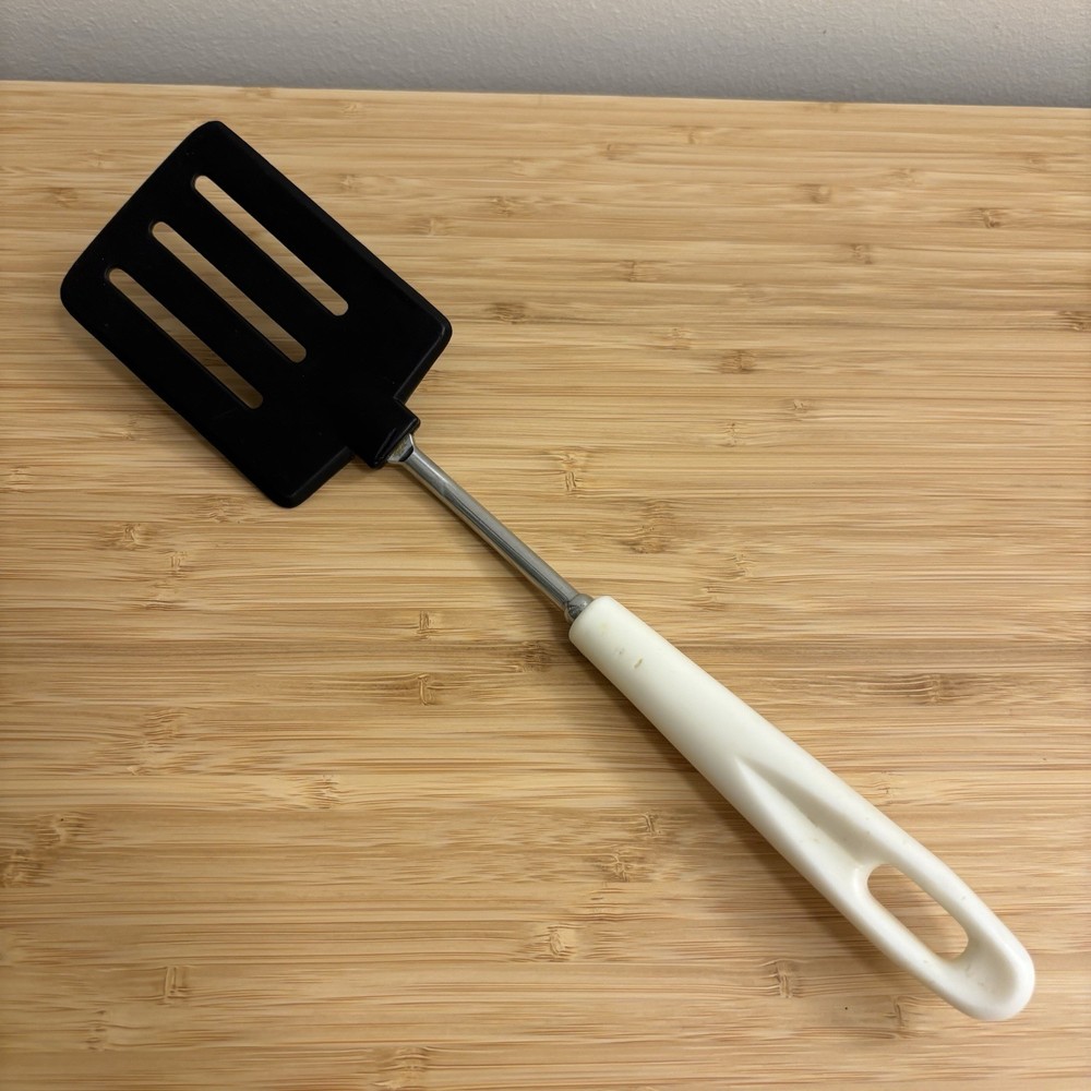Vintage Ekco-Like Black White Plastic Slotted Spatula Turner Utensil Unbranded