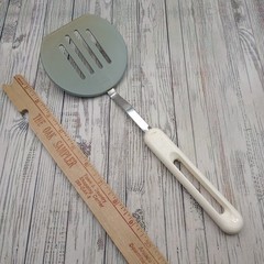 Vtg Bonny Nylon Slotted Wide Round Spatula Pancake Turner Blue White FLAWS READ