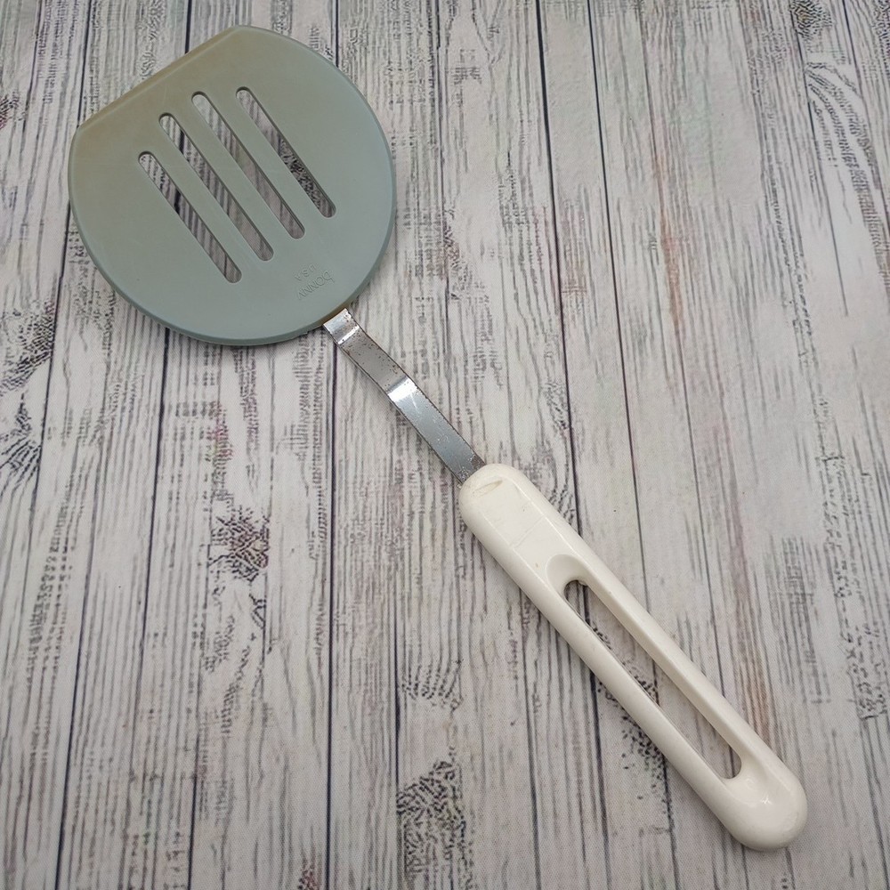 Vtg Bonny Nylon Slotted Wide Round Spatula Pancake Turner Blue White FLAWS READ