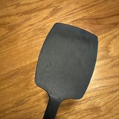 Unbranded Spatula 12.5” Black 4” Wide Used