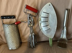 Lot Of 16 VINTAGE Kitchen Tools-Mashers Spatulas Hand Mixer Pot Strainer Etc
