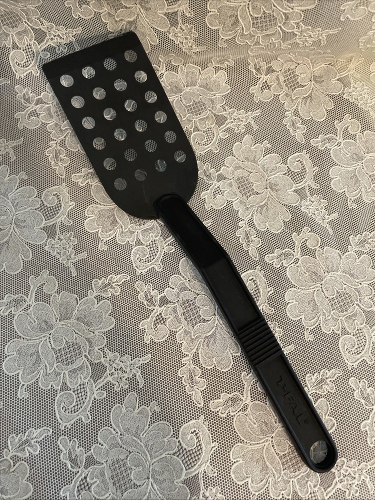 T-Fal Black Nylon Slotted Holes Spatula Plastic Lightweight Flipper Canada