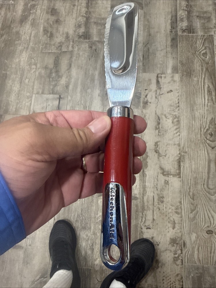 KITCHENAID RED SANDWICH SPREADER KNIFE EPOC