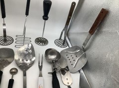 28 Metal + Plastic Wooden Stainless Kitchen Utensils Tools Fork Knife Mashers ++