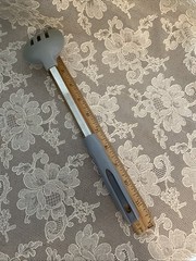 2 Vintage Ekco-Like Unbranded Nylon Slotted Spoon Serving Cooking 11.5” Blue Whi
